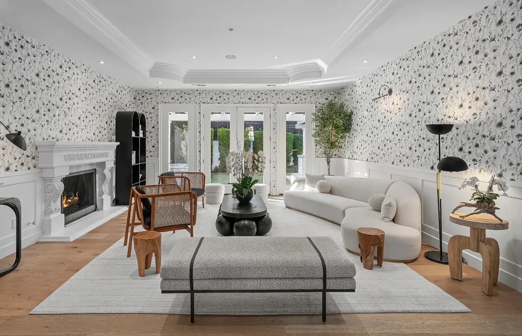 Mark Paul Gosselaar $5.5M Sherman Oaks Mansion Hits the Market 4 Mark Paul Gosselaar $5.5M Sherman Oaks Mansion Hits the Market